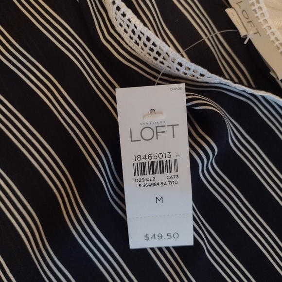 NWT LOFT Medium Black/White Short Sleeve Blouse - Picture 4 of 4